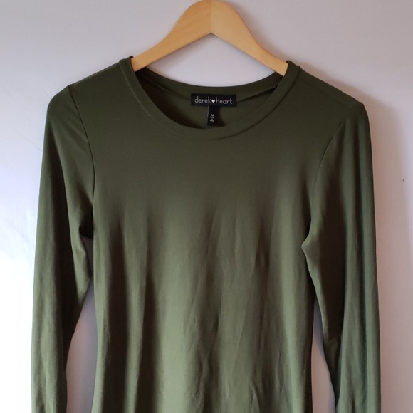 Derek heart dress - Picture 2 of 5